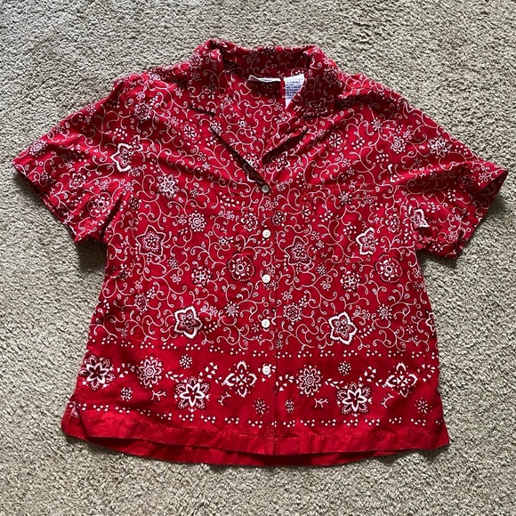 VTG ~ 1990s ~ Erika & Co ~ Red Floral Button Down Shirt ~ Bandana Print ~ Size L - Picture 1 of 5